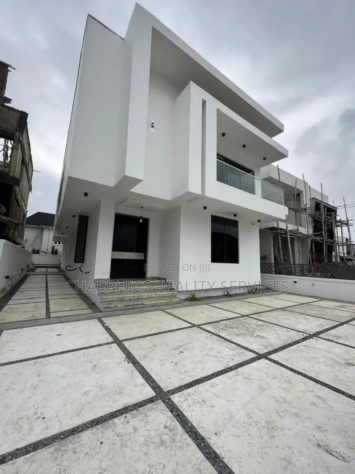 5bdrm Duplex in Lekki for sale in Lekki