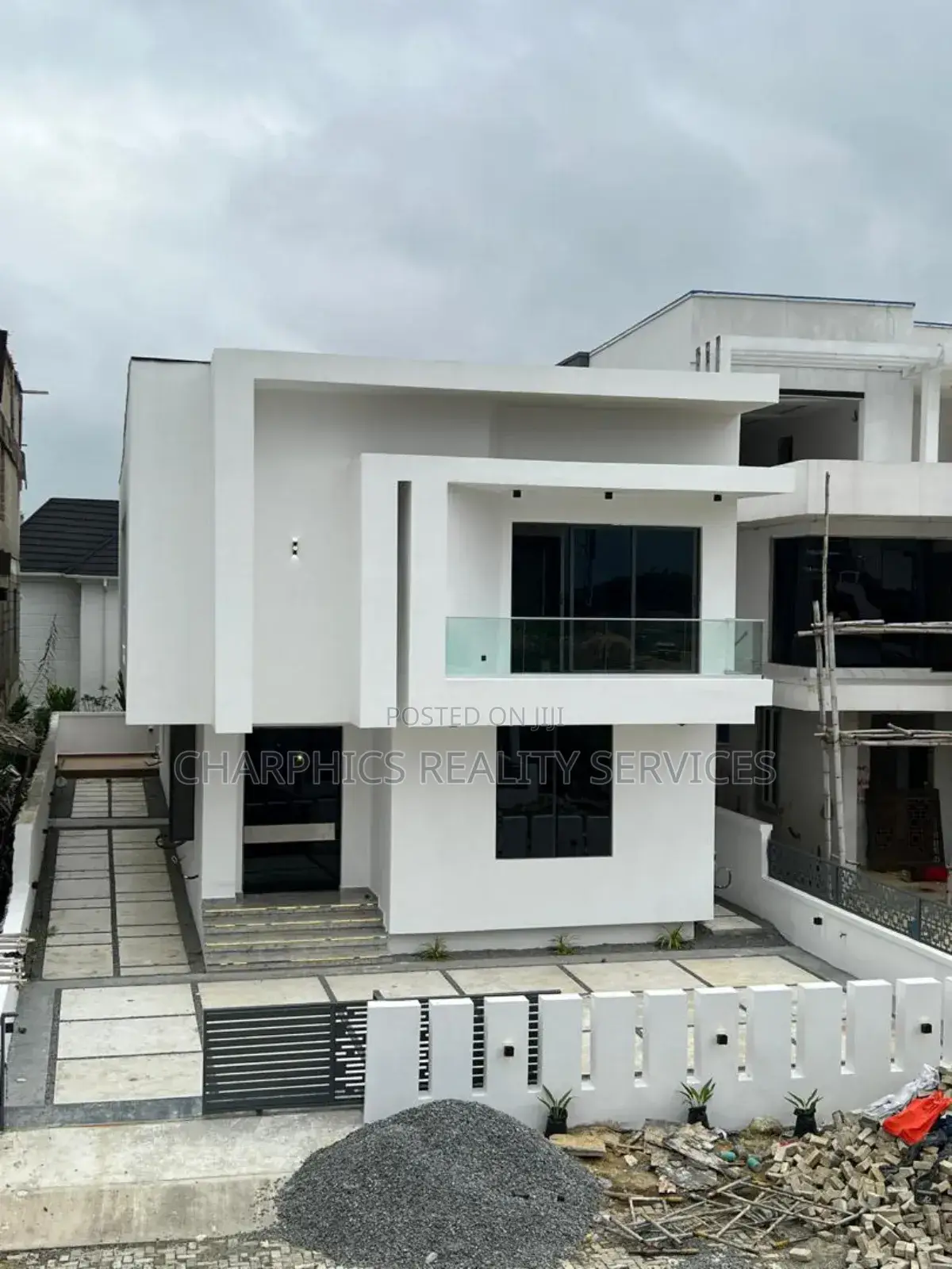 5bdrm Duplex in Lekki for sale in Lekki