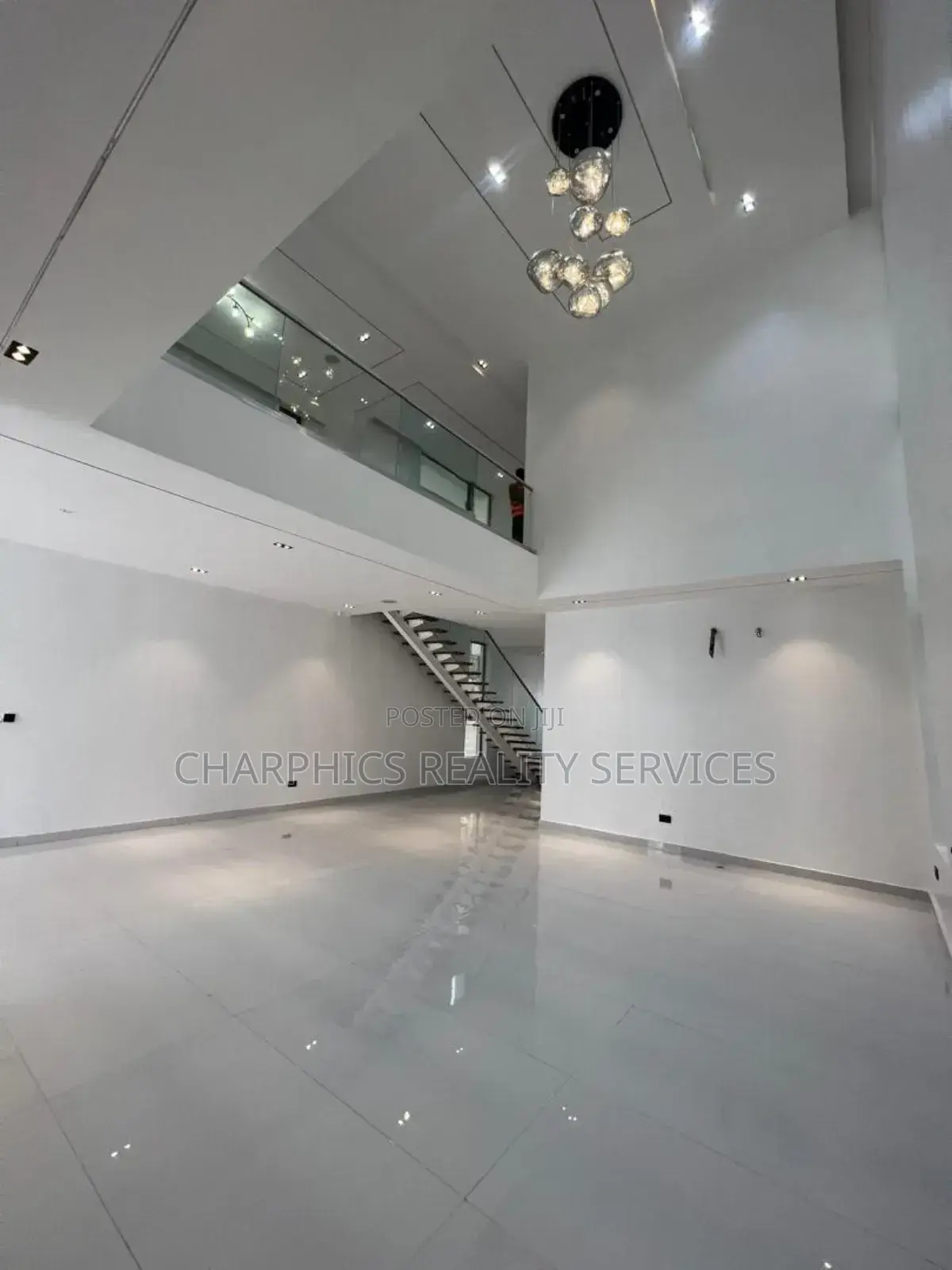 5bdrm Duplex in Lekki for sale in Lekki