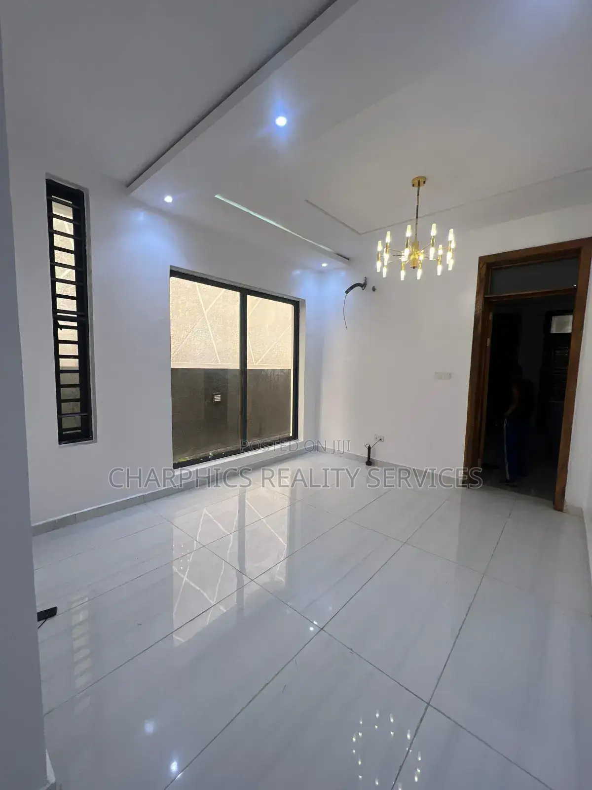 5bdrm Duplex in Lekki for sale in Lekki