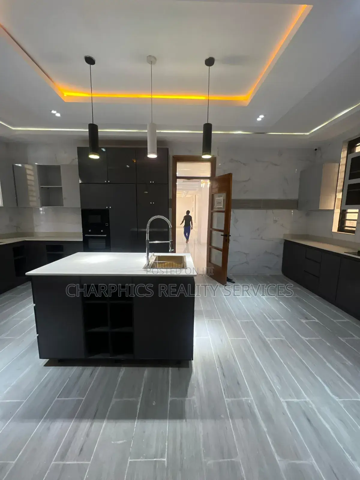 5bdrm Duplex in Lekki for sale in Lekki