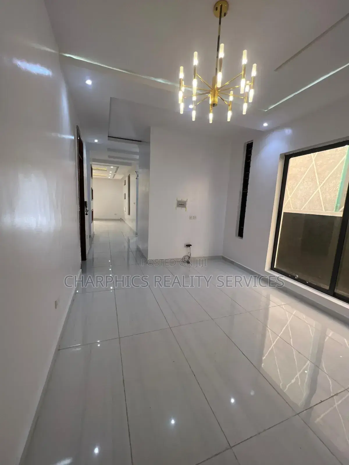 5bdrm Duplex in Lekki for sale in Lekki
