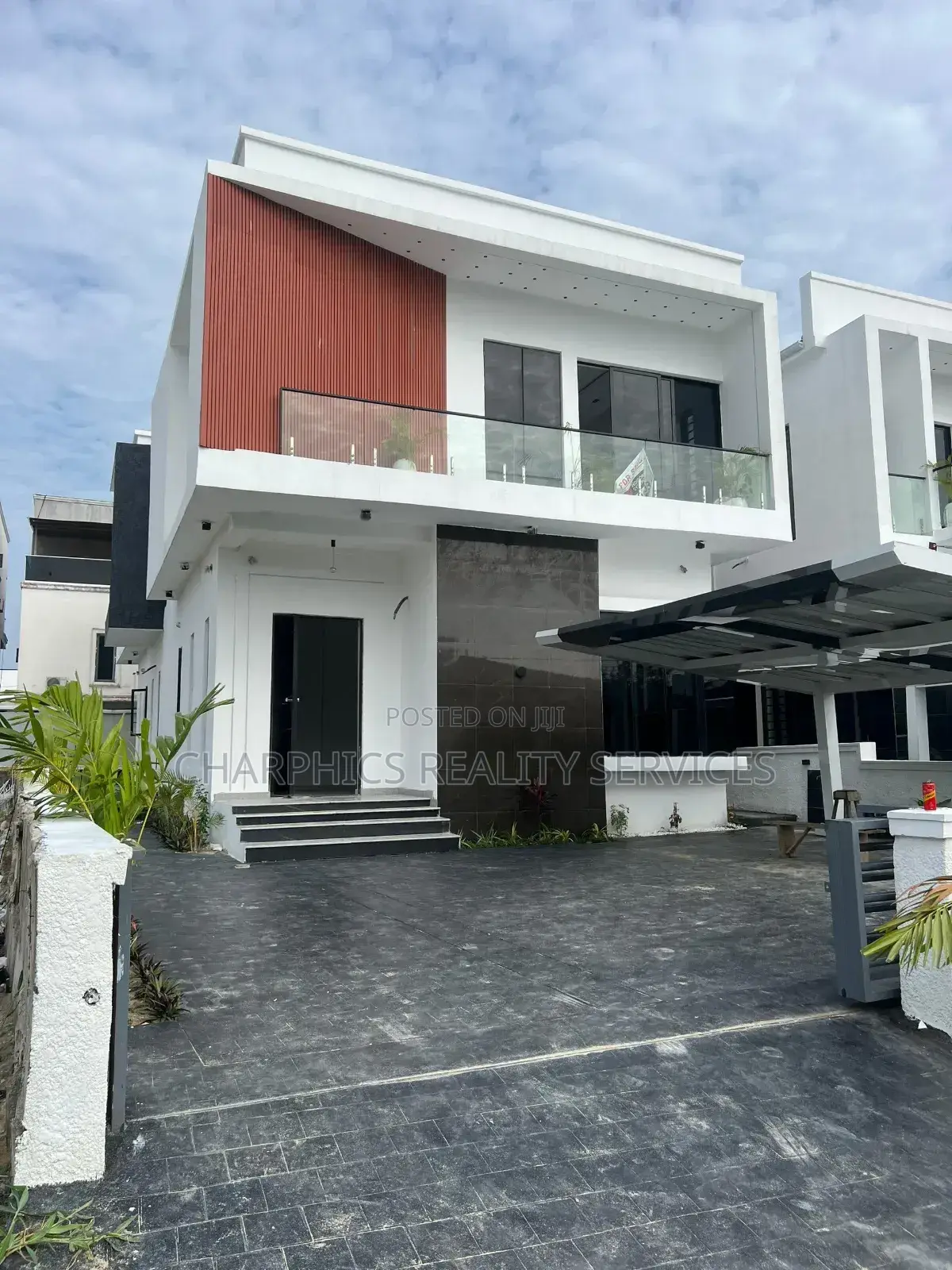 5bdrm Duplex in Lekki for sale in Lekki