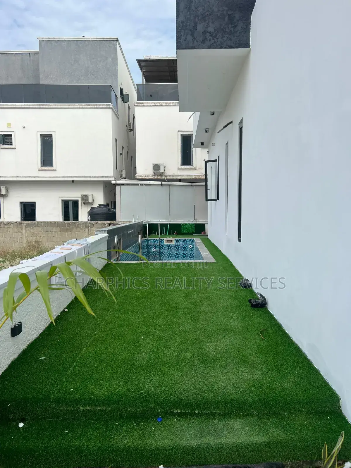 5bdrm Duplex in Lekki for sale in Lekki