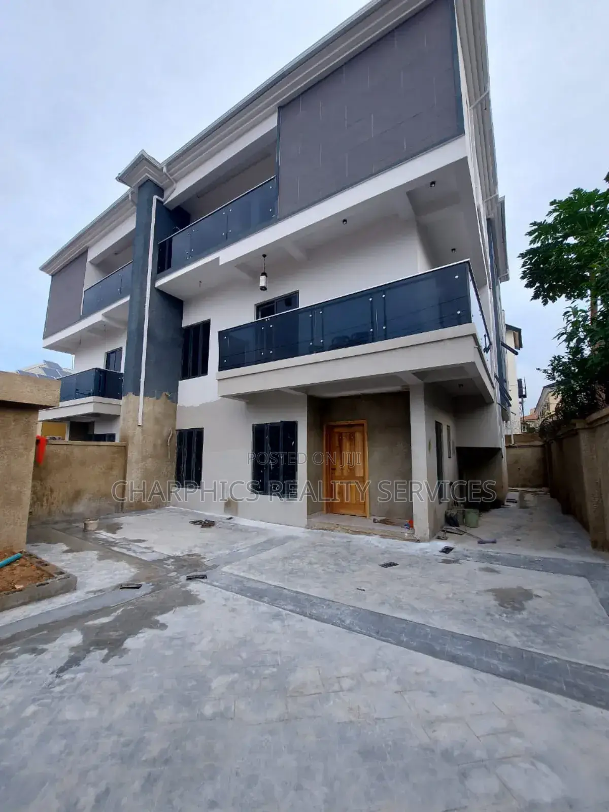 5bdrm Duplex in Magodo for sale in Magodo