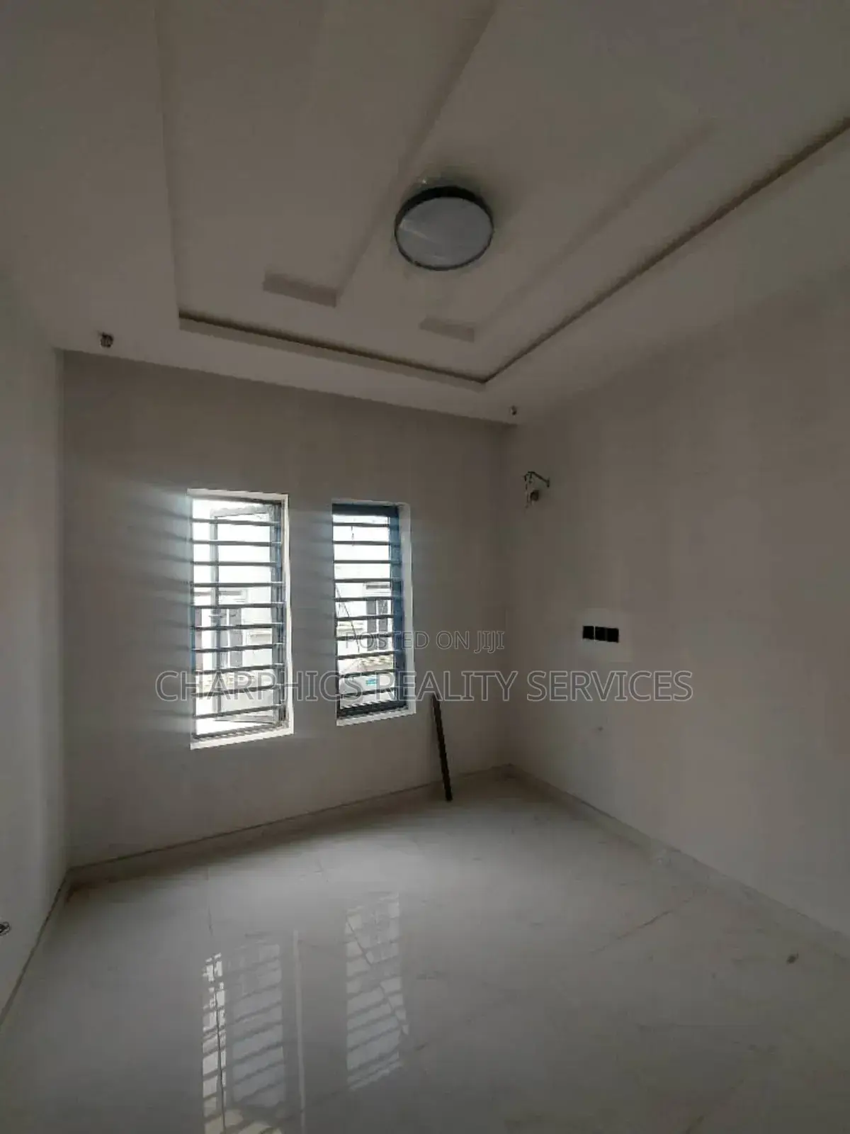 5bdrm Duplex in Magodo for sale in Magodo