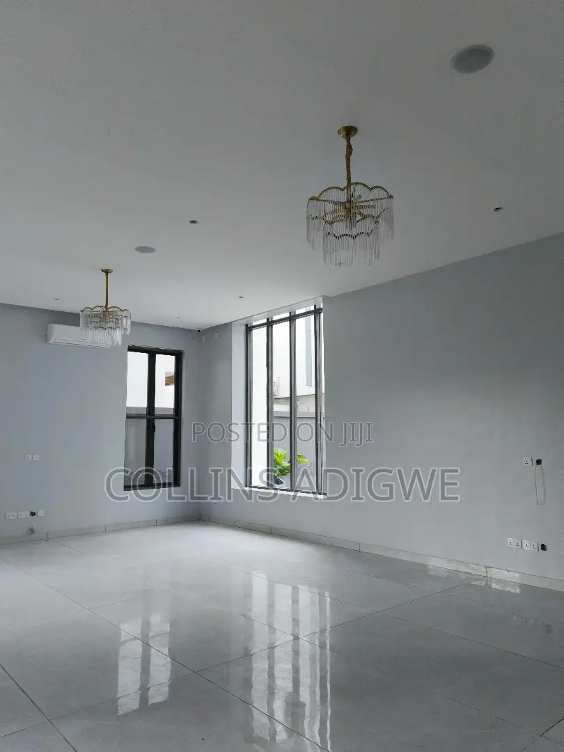5bdrm Duplex in Ikoyi for sale in Ikoyi