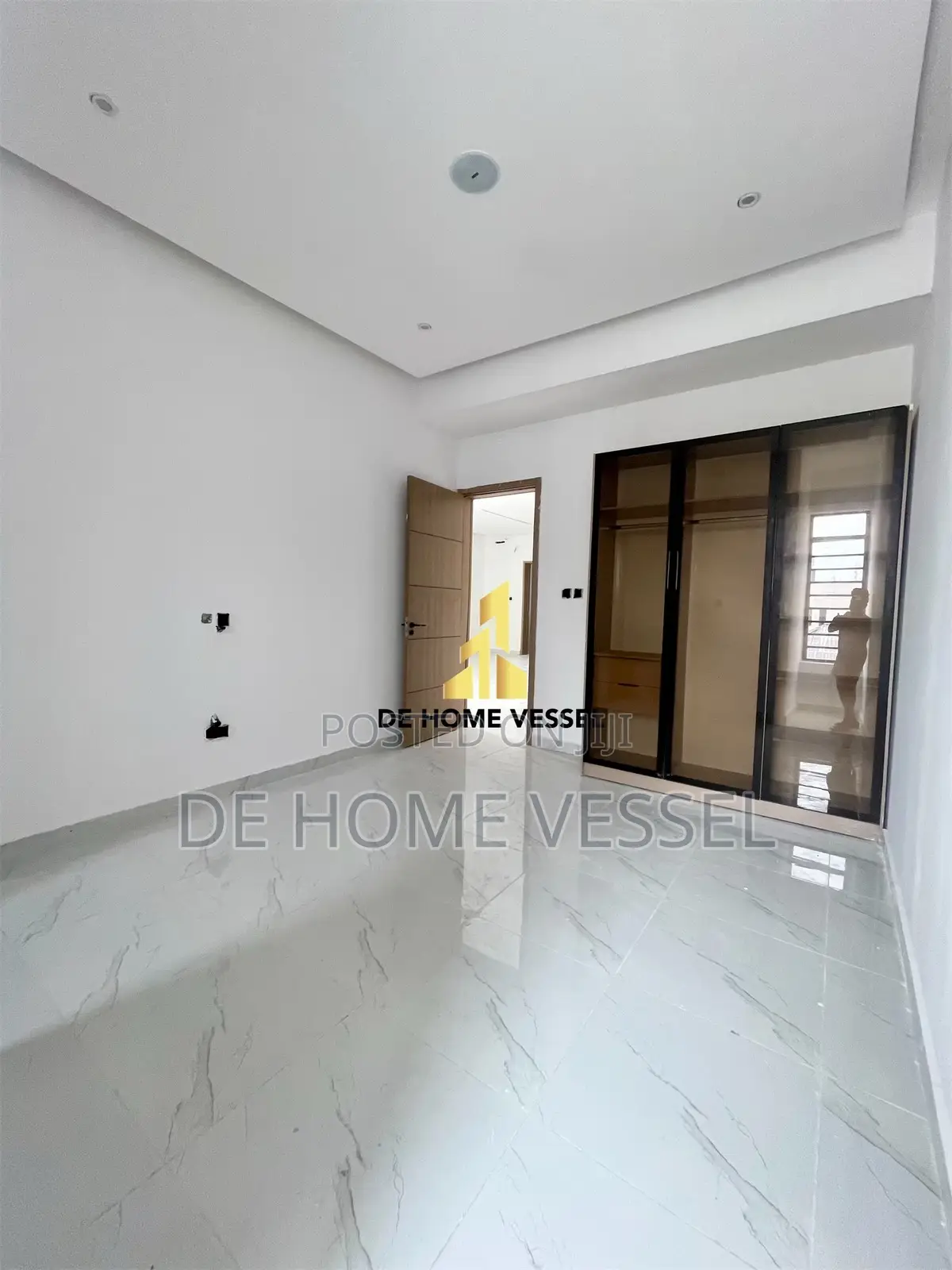 2bdrm Apartment in Lekki Phase 1 for sale in Lekki Phase 1