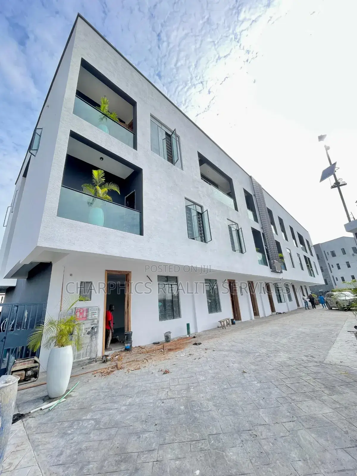 4bdrm Duplex in Lekki Phase 1 for sale in Lekki Phase 1