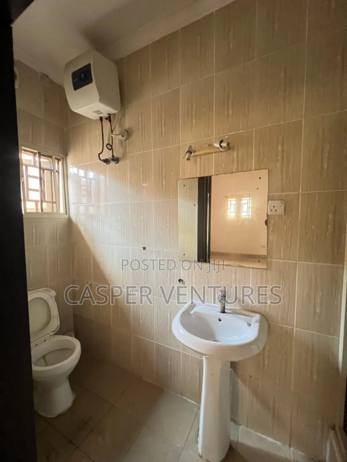 1bdrm Apartment in Admiralty Way, Lekki Phase 1 for rent in Lekki Phase 1