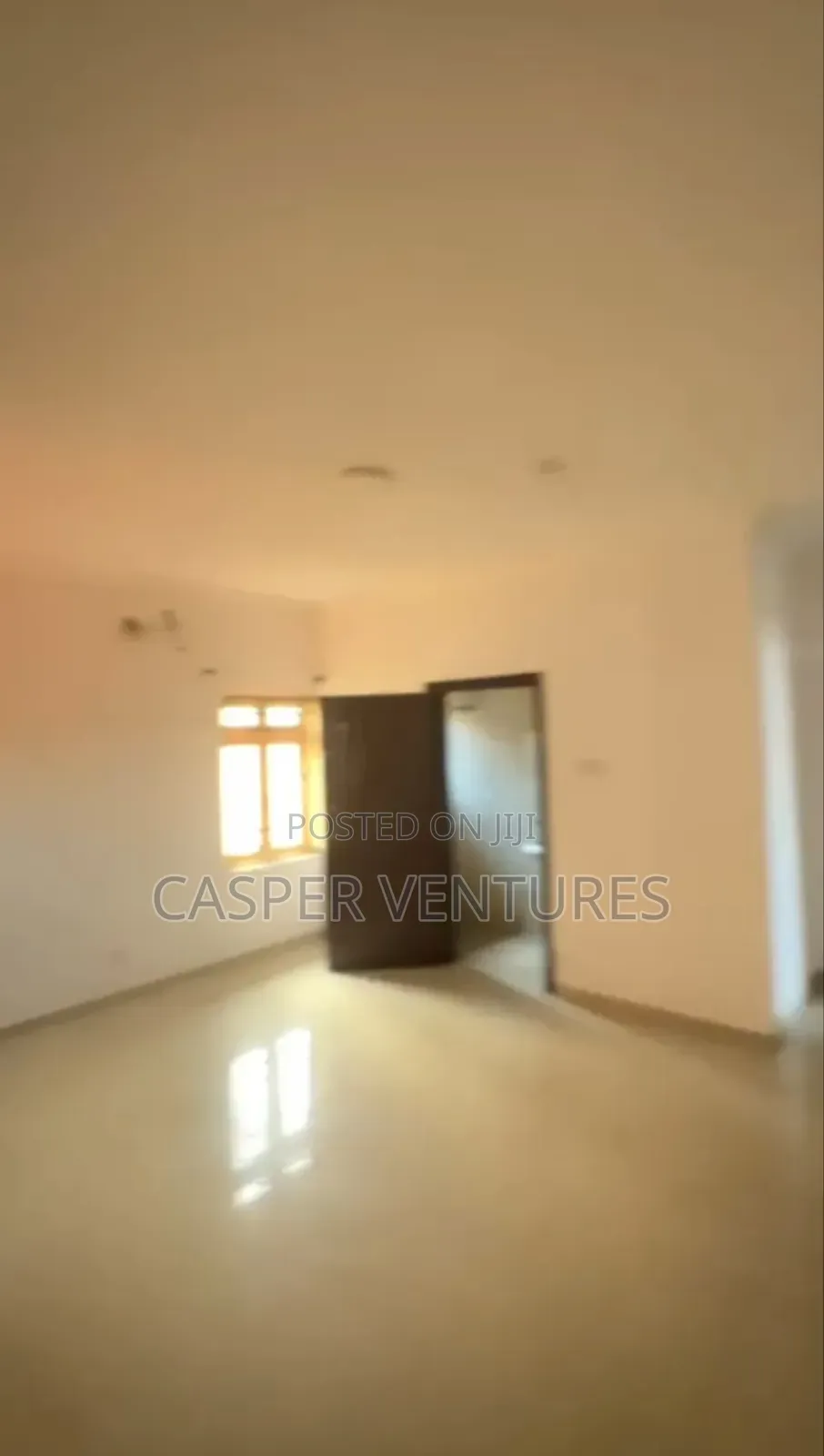 1bdrm Apartment in Admiralty Way, Lekki Phase 1 for rent in Lekki Phase 1