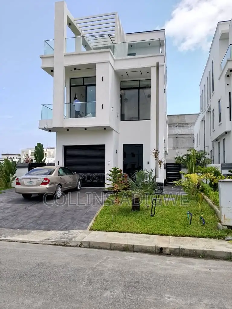 5bdrm Duplex in Vgc for sale in VGC / Ajah