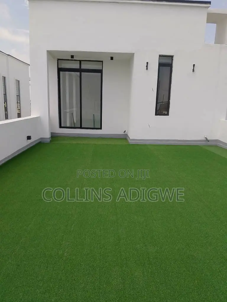 5bdrm Duplex in Vgc for sale in VGC / Ajah
