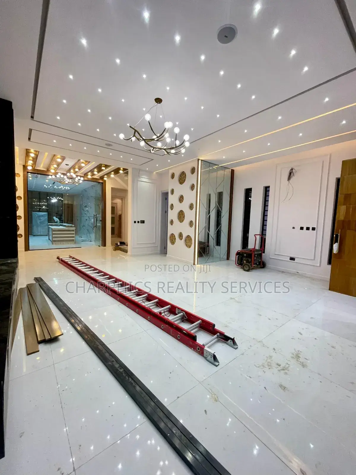 5bdrm Duplex in Lekki for sale in Lekki