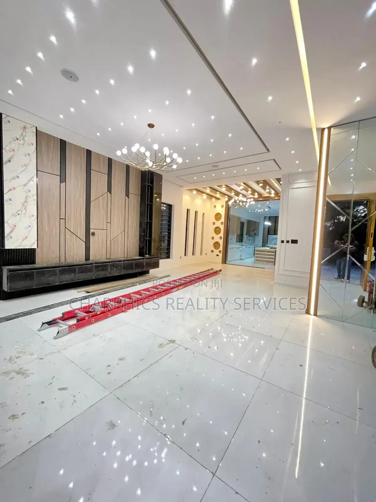 5bdrm Duplex in Lekki for sale in Lekki