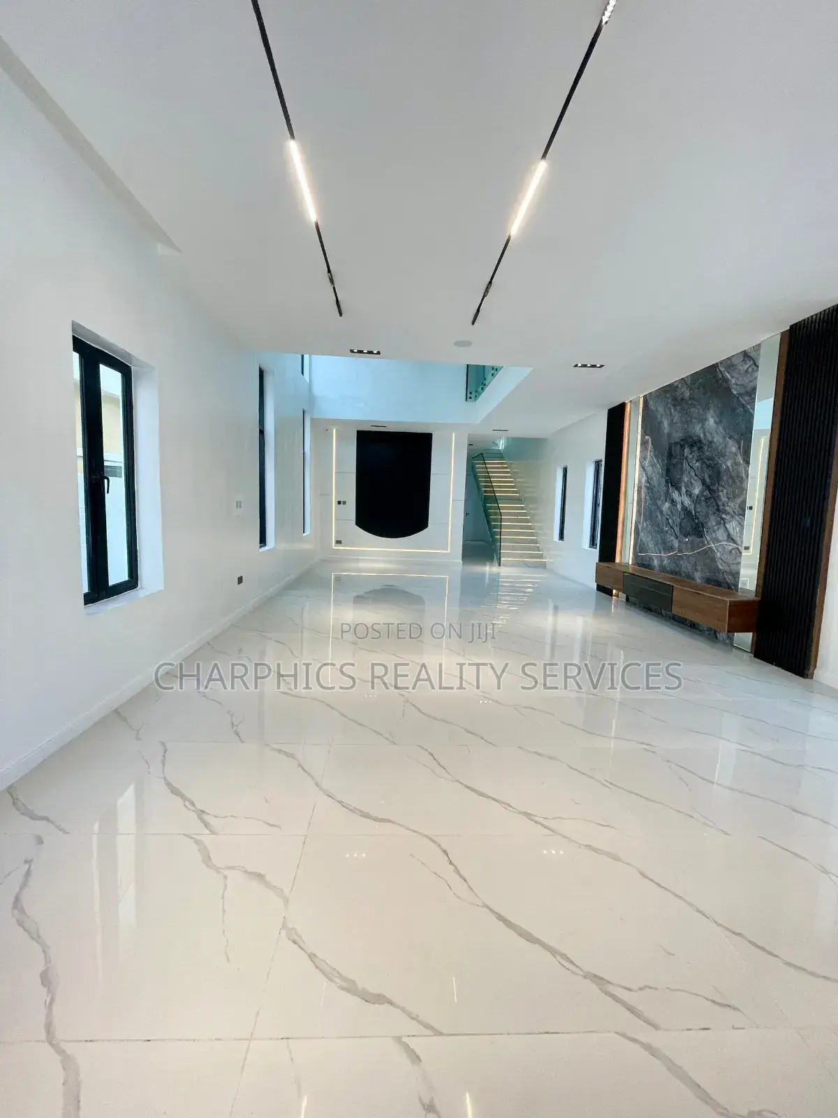 5bdrm Duplex in Lekki for sale in Lekki