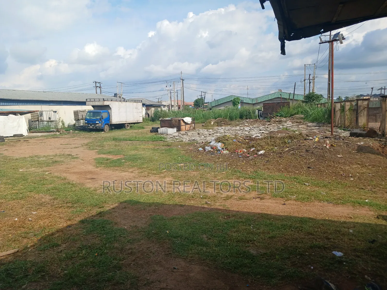Land Measuring About 4000sm in Oluyole Estate