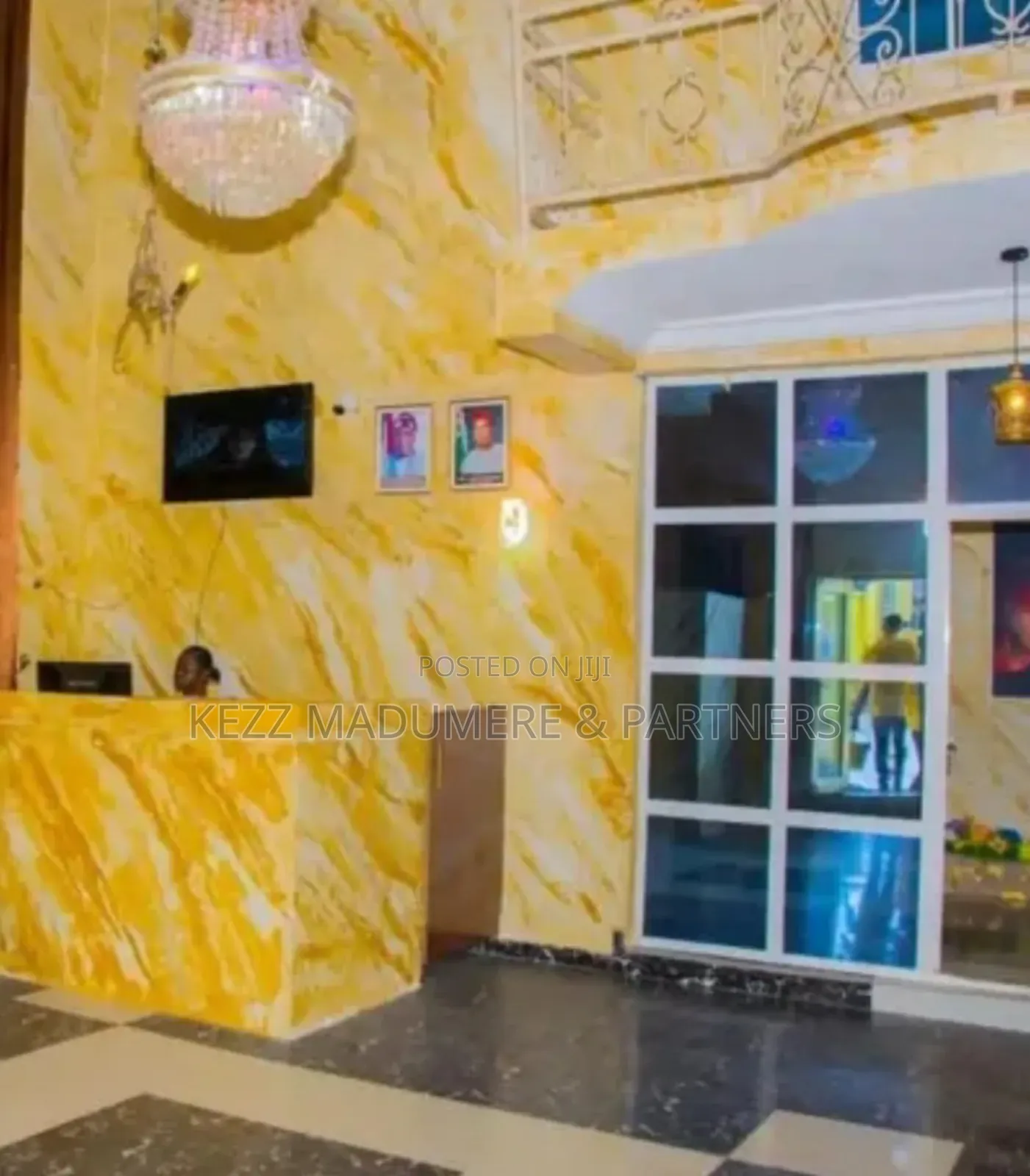 For Sale : 20 Rooms Hotel on 4 Plots in Owerri , Imo State in Port-Harcourt