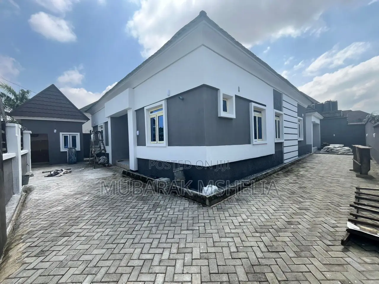 3bdrm Bungalow in Mbora for sale in Mbora