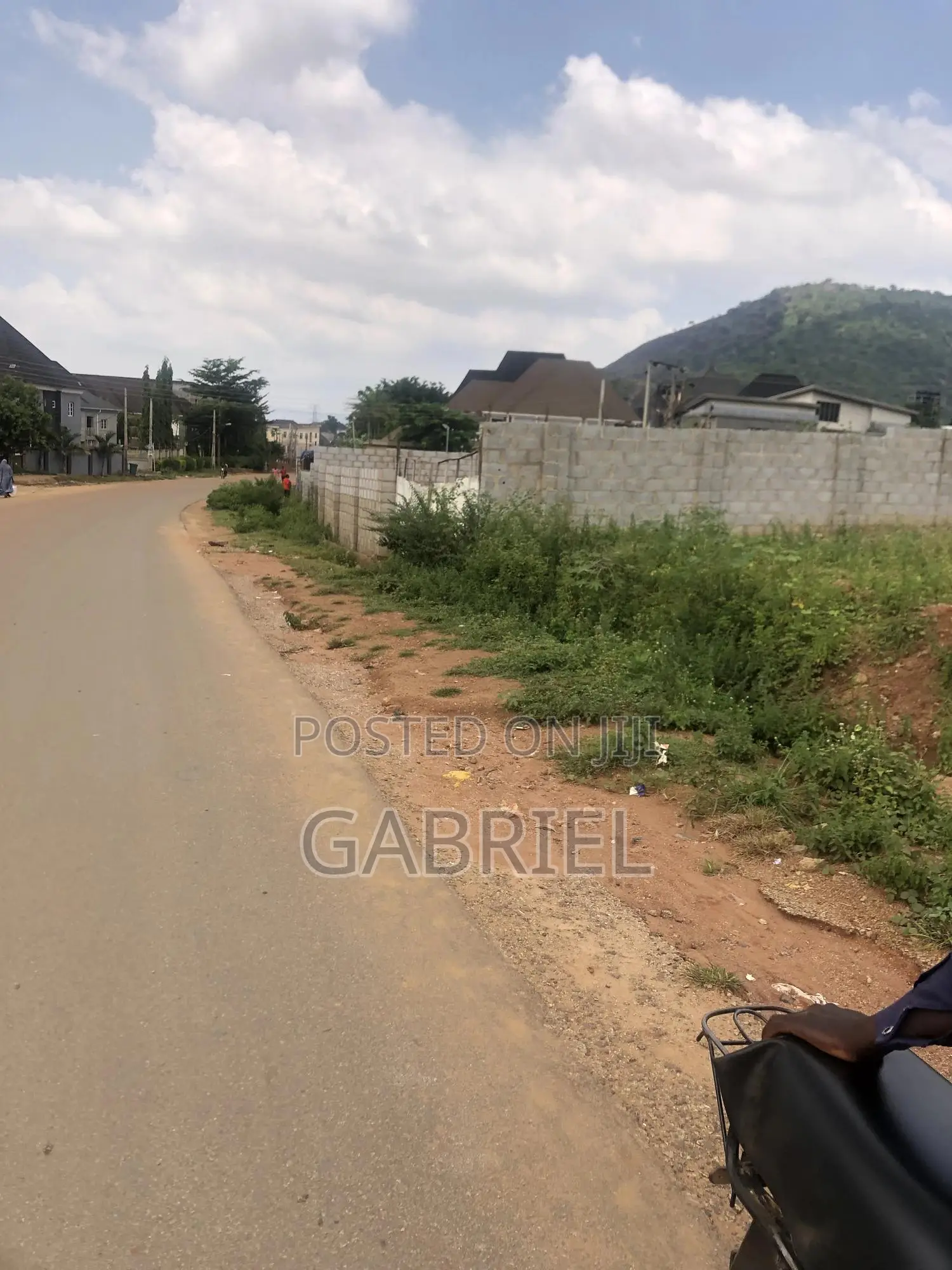 Land for Sale in Dawaki
