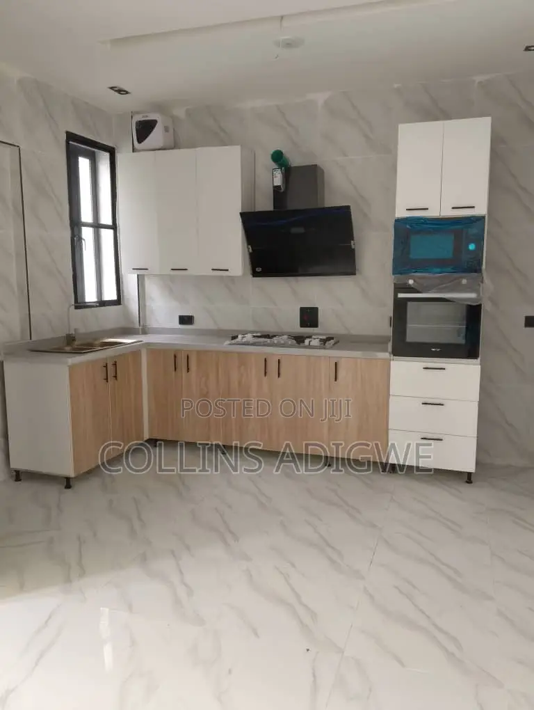 2bdrm Apartment in Gated Estate Ologolo for sale in Ologolo
