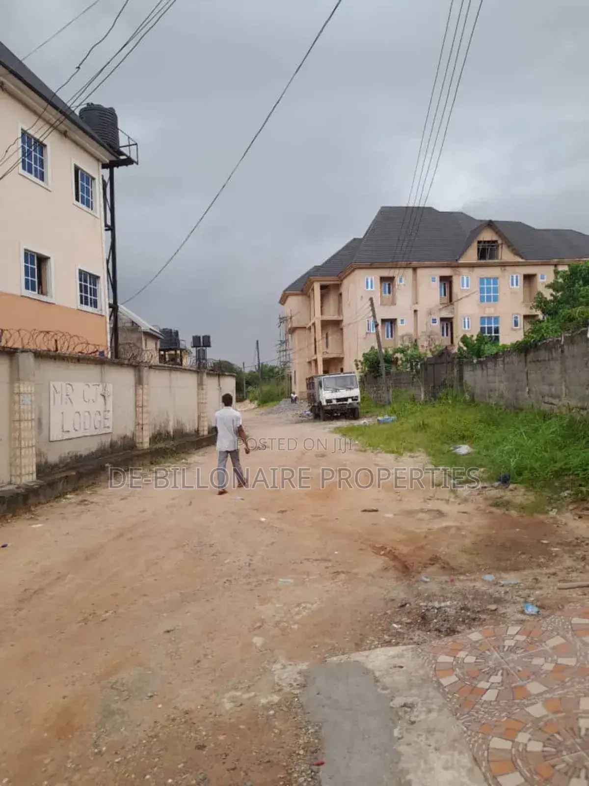 Hostel for Sale in Nekede Owerri, 30 Rooms in Owerri