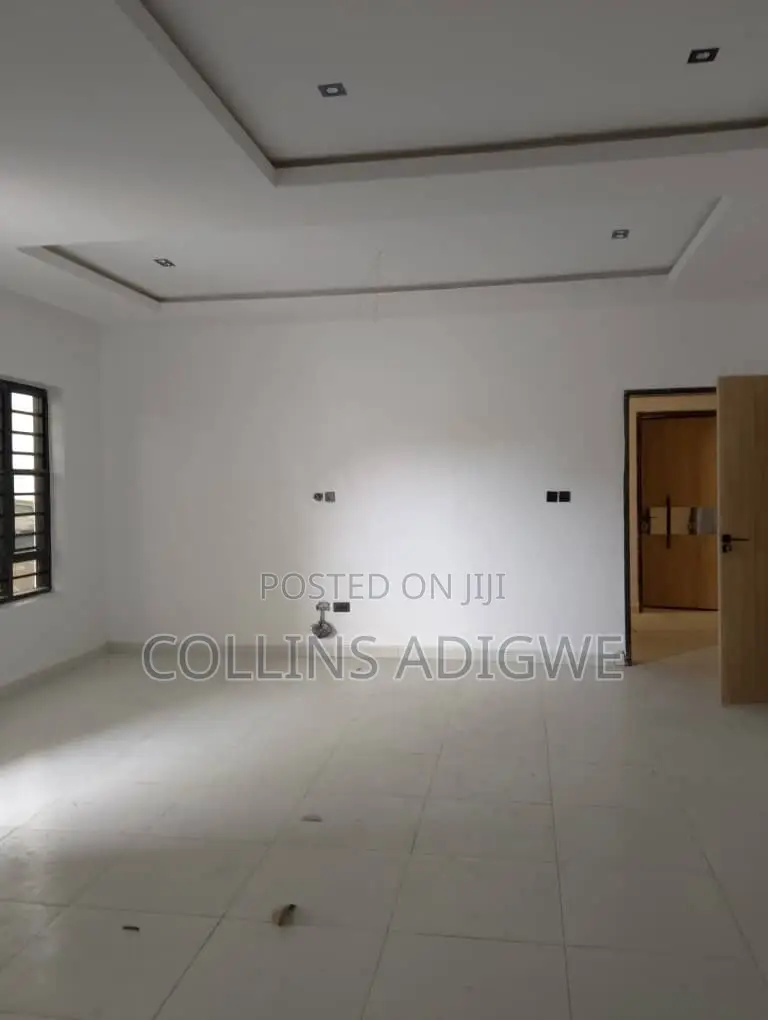 2bdrm Apartment in Ologolo Lekki for sale in Ologolo