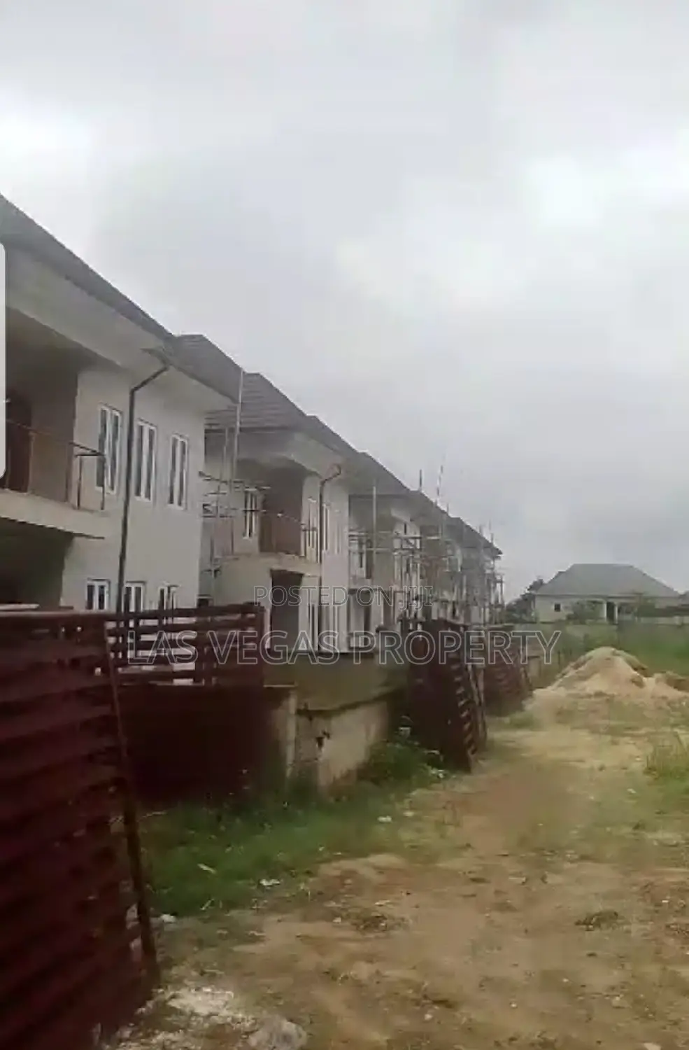 15 Units of 4 Bedroom Duplex With C of O for Sale In Owerri in Owerri
