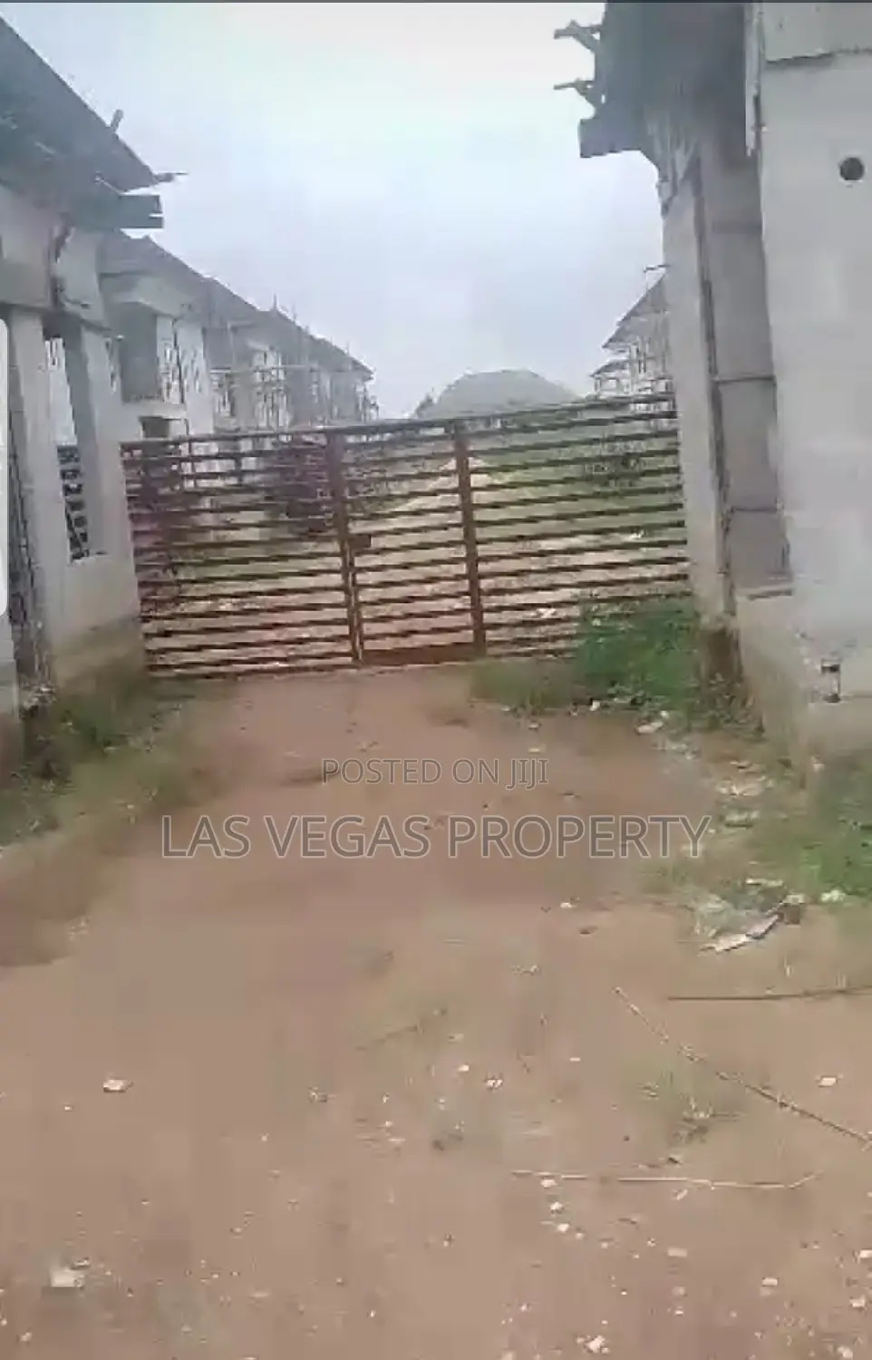 15 Units of 4 Bedroom Duplex With C of O for Sale In Owerri in Owerri