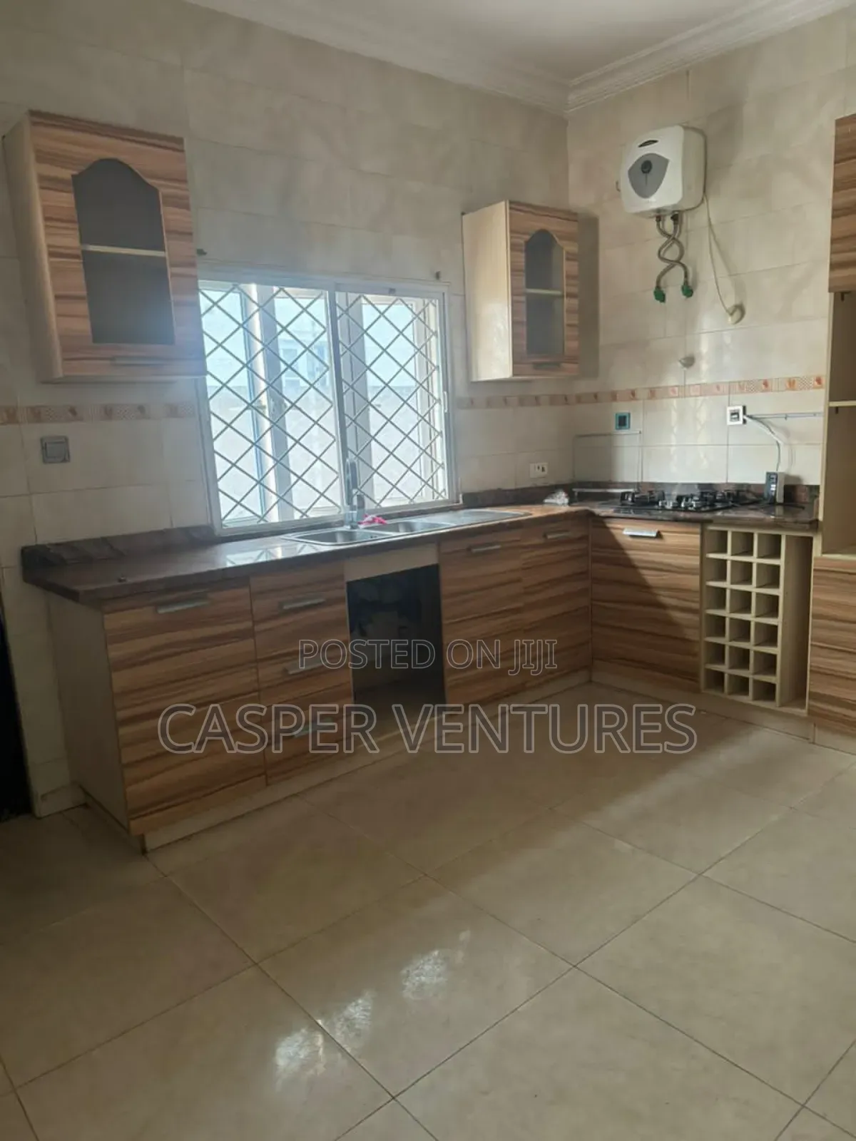3bdrm Duplex in Eyeli, Agungi for rent in Agungi