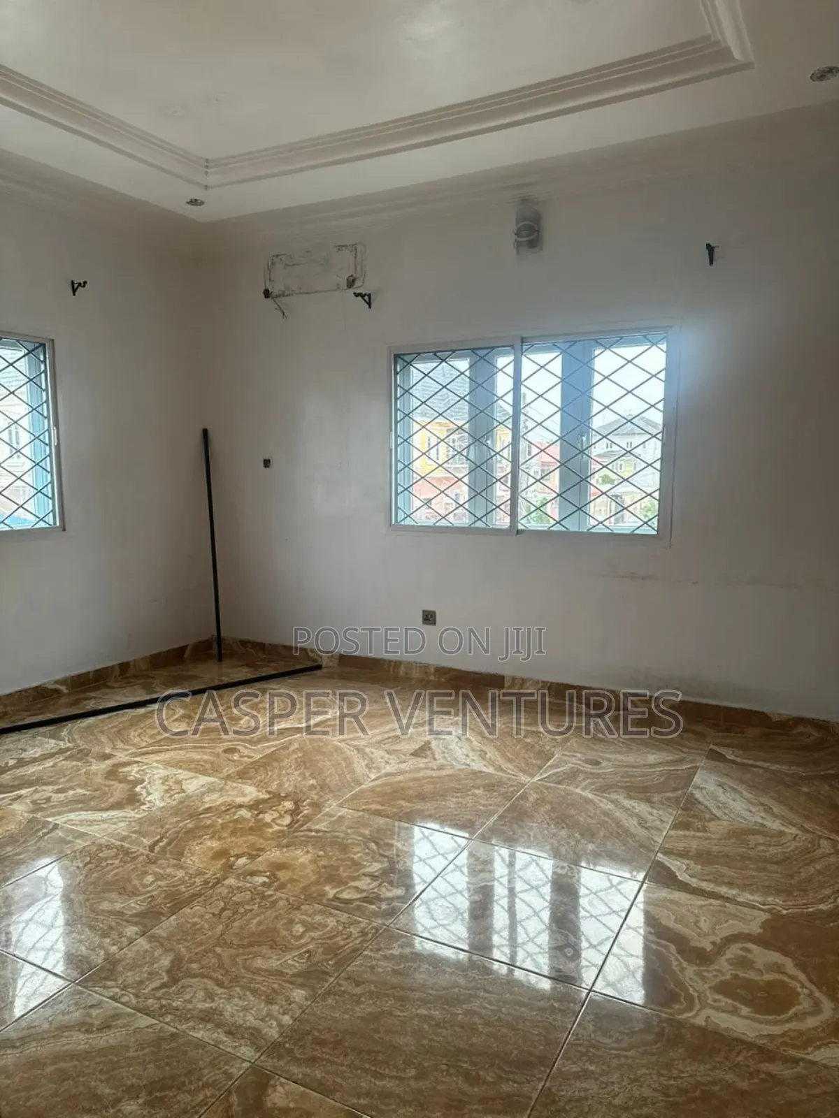 3bdrm Duplex in Eyeli, Agungi for rent in Agungi