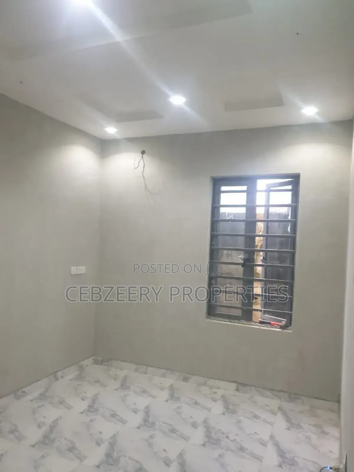 3bdrm Apartment in Dideolu, Ogba for sale in Ogba