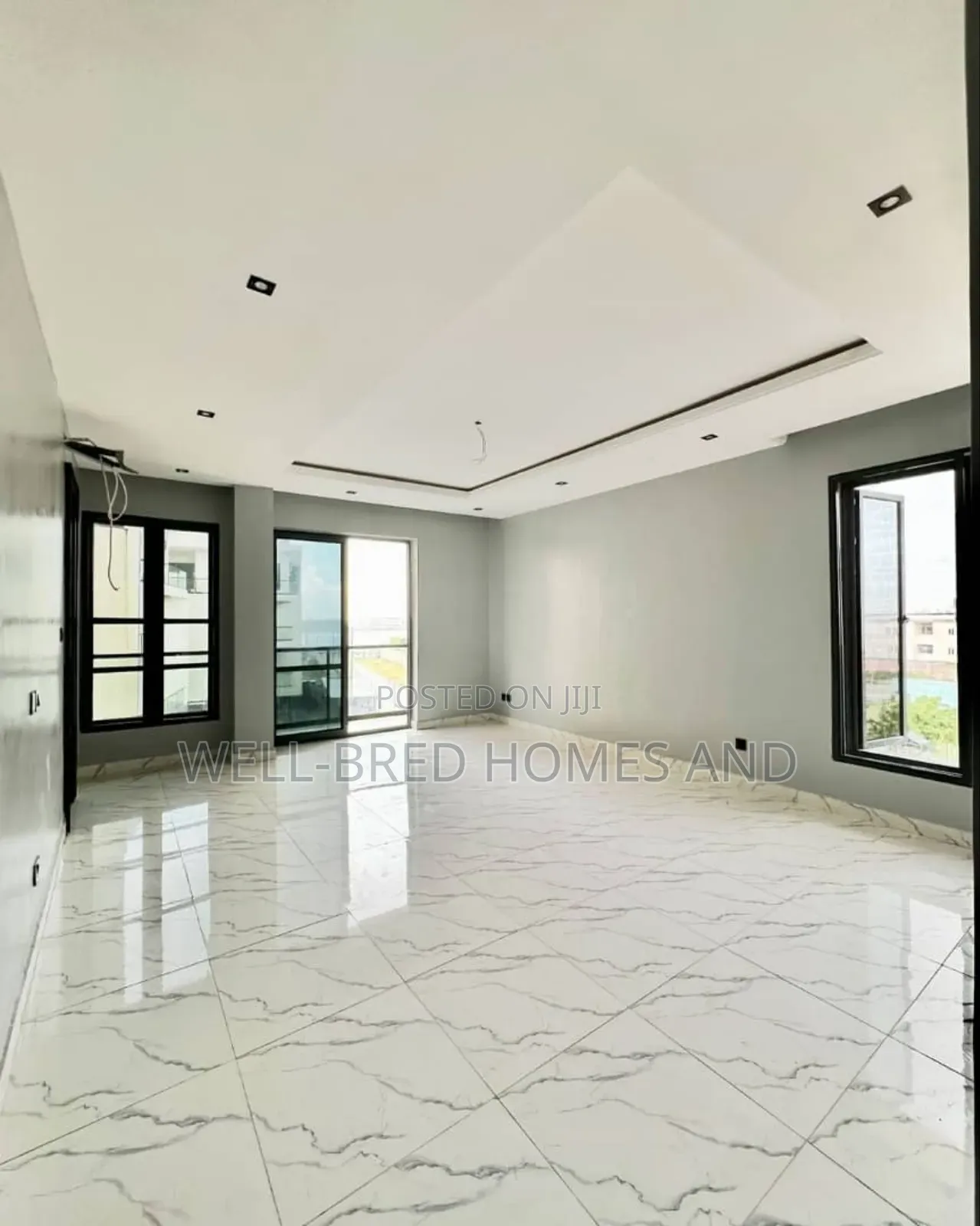 4bdrm Apartment in Lekki Phase 1 Lagos for rent in Lekki Phase 1