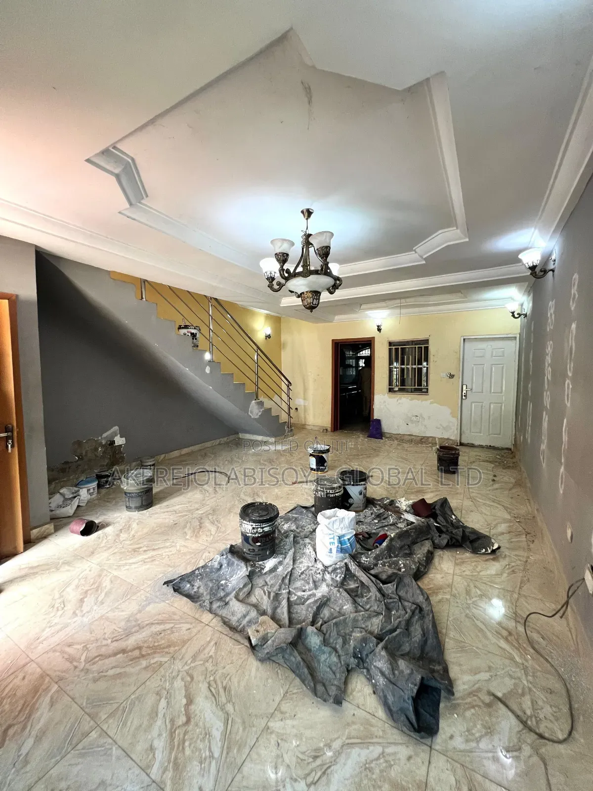 4bdrm Townhouse / Terrace in In An Estate Close, Life Camp for rent in Life Camp