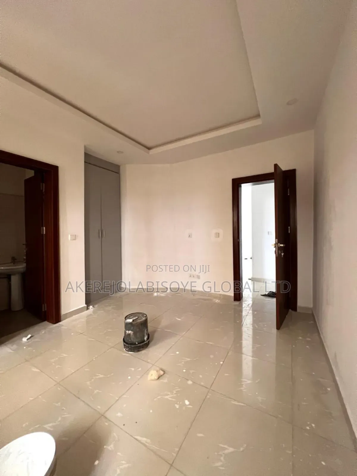 4bdrm Townhouse / Terrace in In An Estate Close, Life Camp for rent in Life Camp