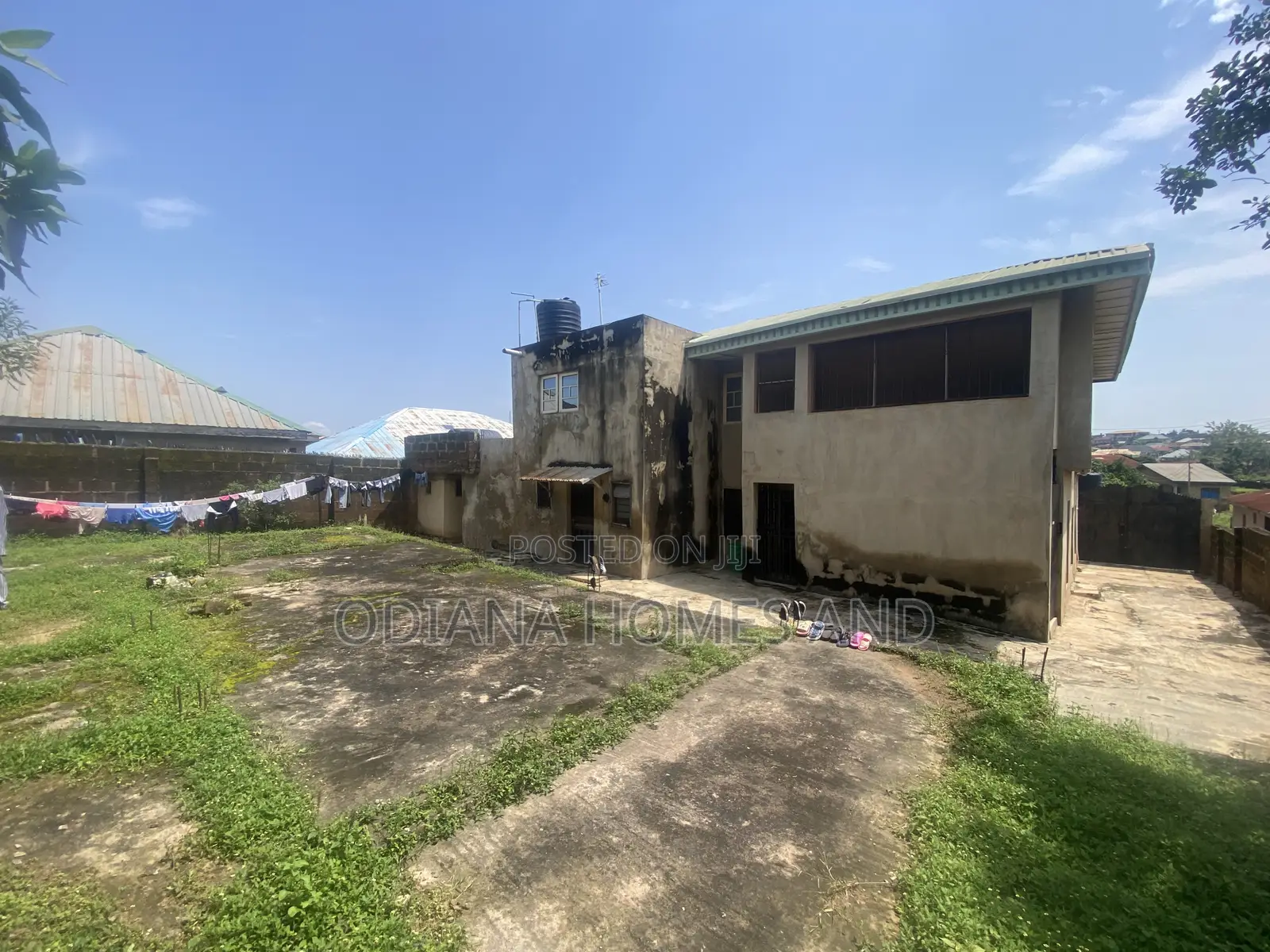 6bdrm Apartment in Off Apate-Awoton, Ibadan for sale in Ibadan