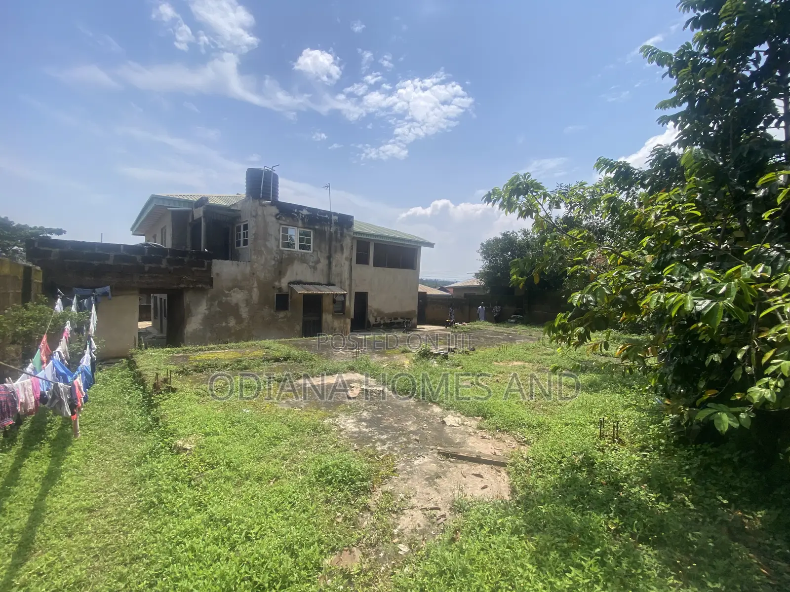 6bdrm Apartment in Off Apate-Awoton, Ibadan for sale in Ibadan