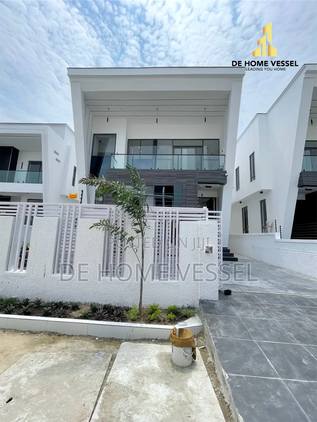 5bdrm Duplex in Ajah for sale in Ajah
