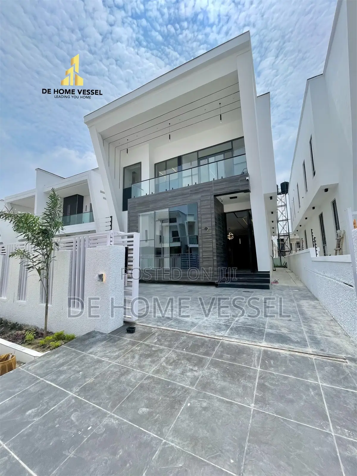 5bdrm Duplex in Ajah for sale in Ajah
