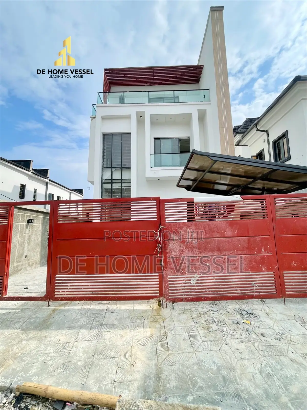 4bdrm Duplex in Ikota for sale in Ikota