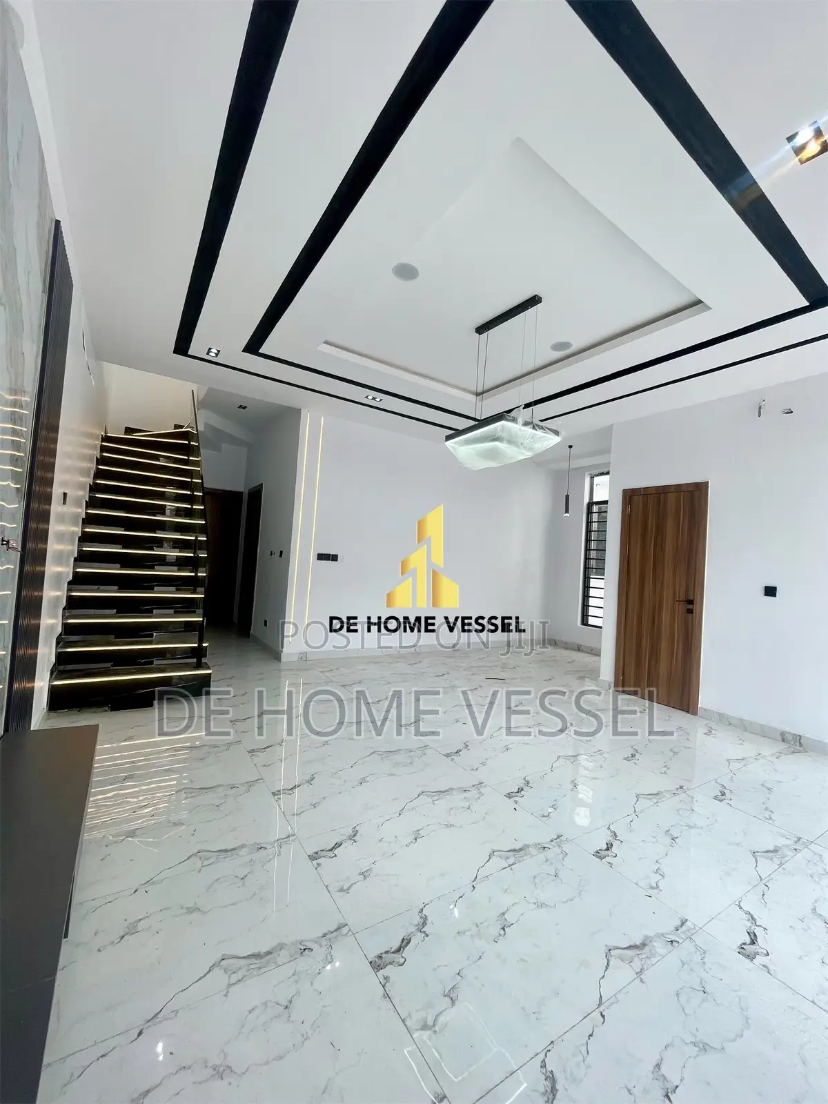 4bdrm Duplex in Ikota for sale in Ikota