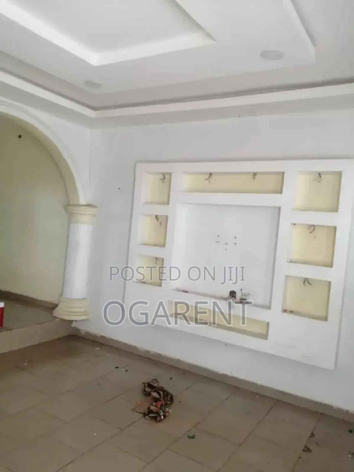 3bdrm Apartment in Sapele Road, Benin City for rent in Benin City