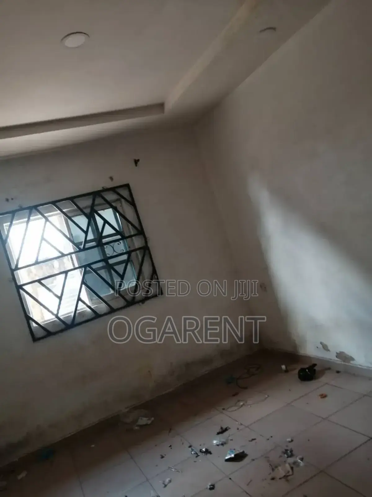 3bdrm Apartment in Sapele Road, Benin City for rent in Benin City