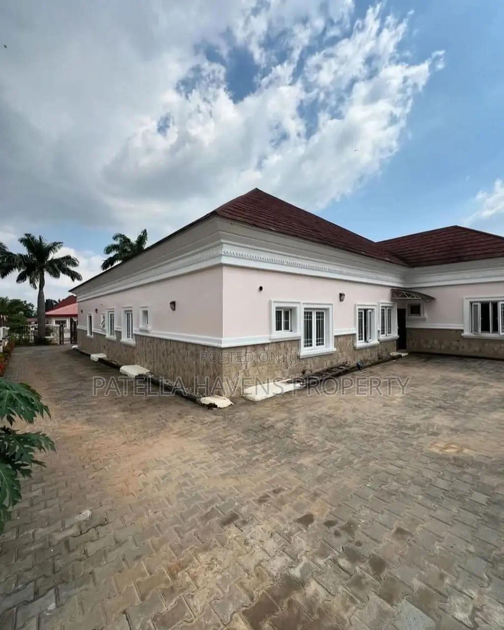 4bdrm Bungalow in Jabi for sale in Jabi