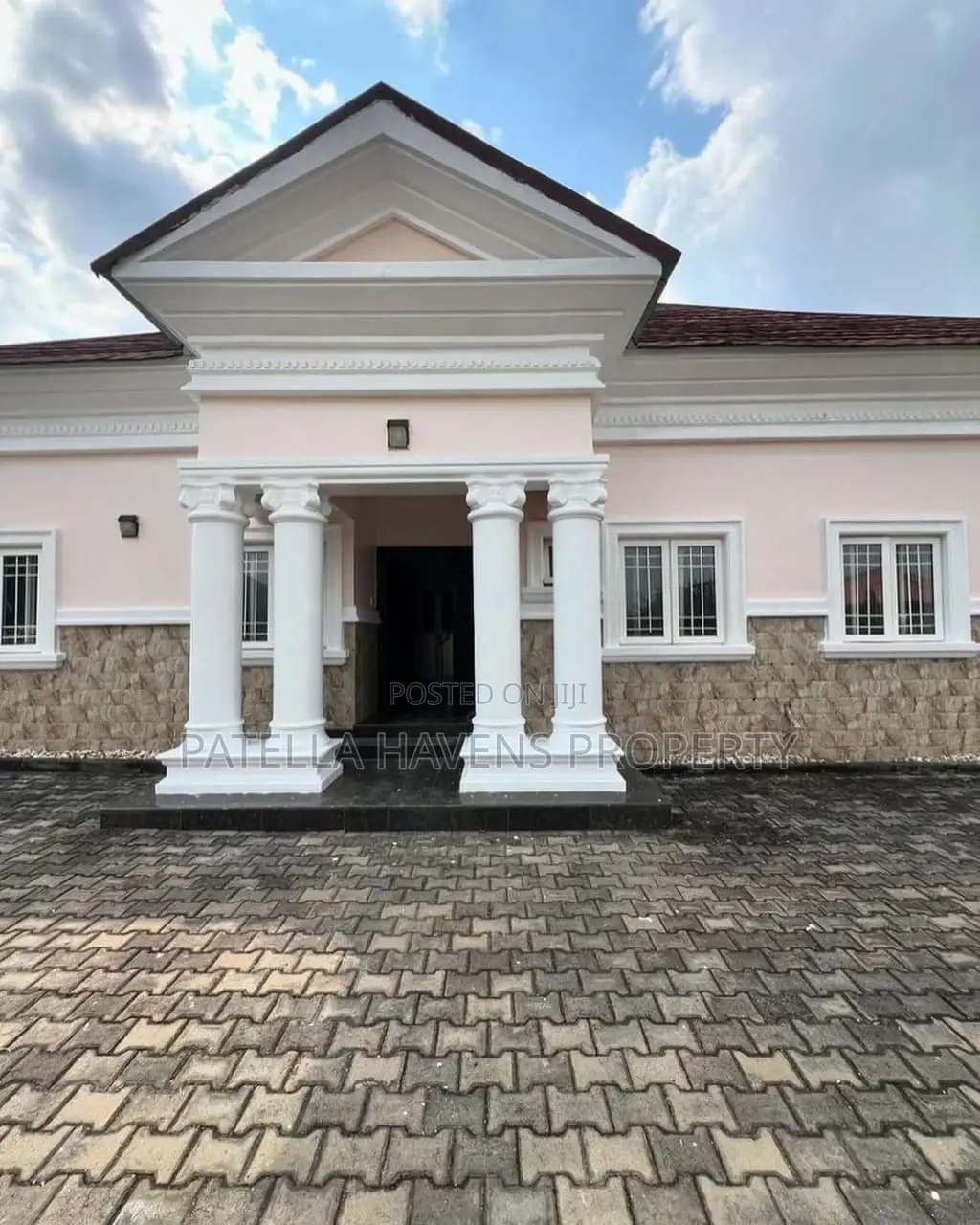 4bdrm Bungalow in Jabi for sale in Jabi
