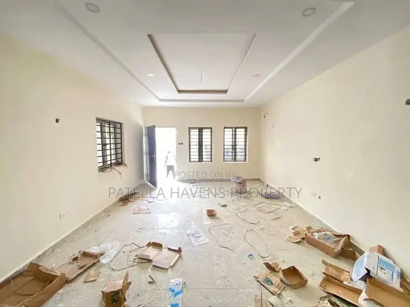 4bdrm Duplex in Life Camp for sale in Life Camp