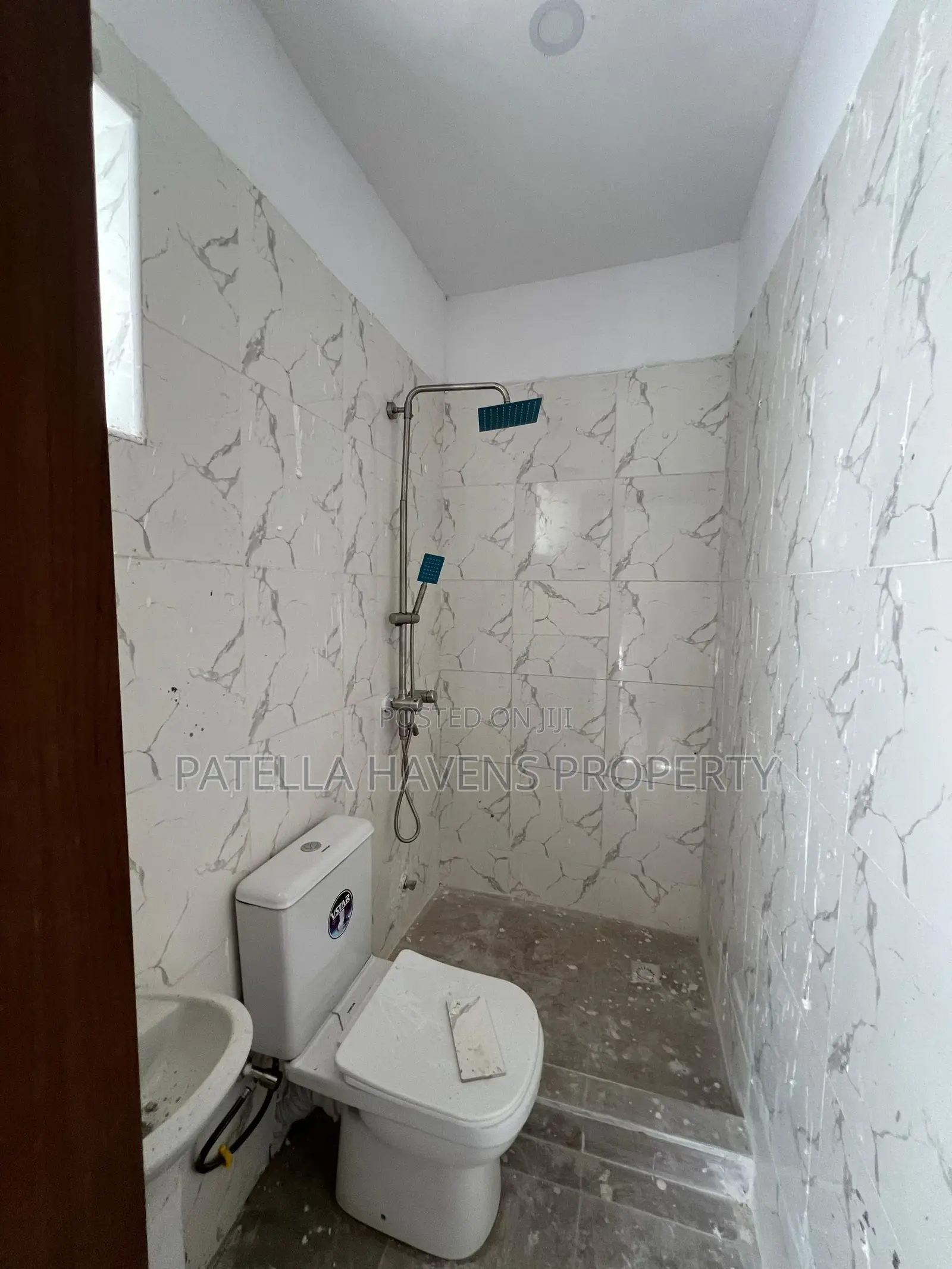 3bdrm Duplex in Ajah for sale in Ajah