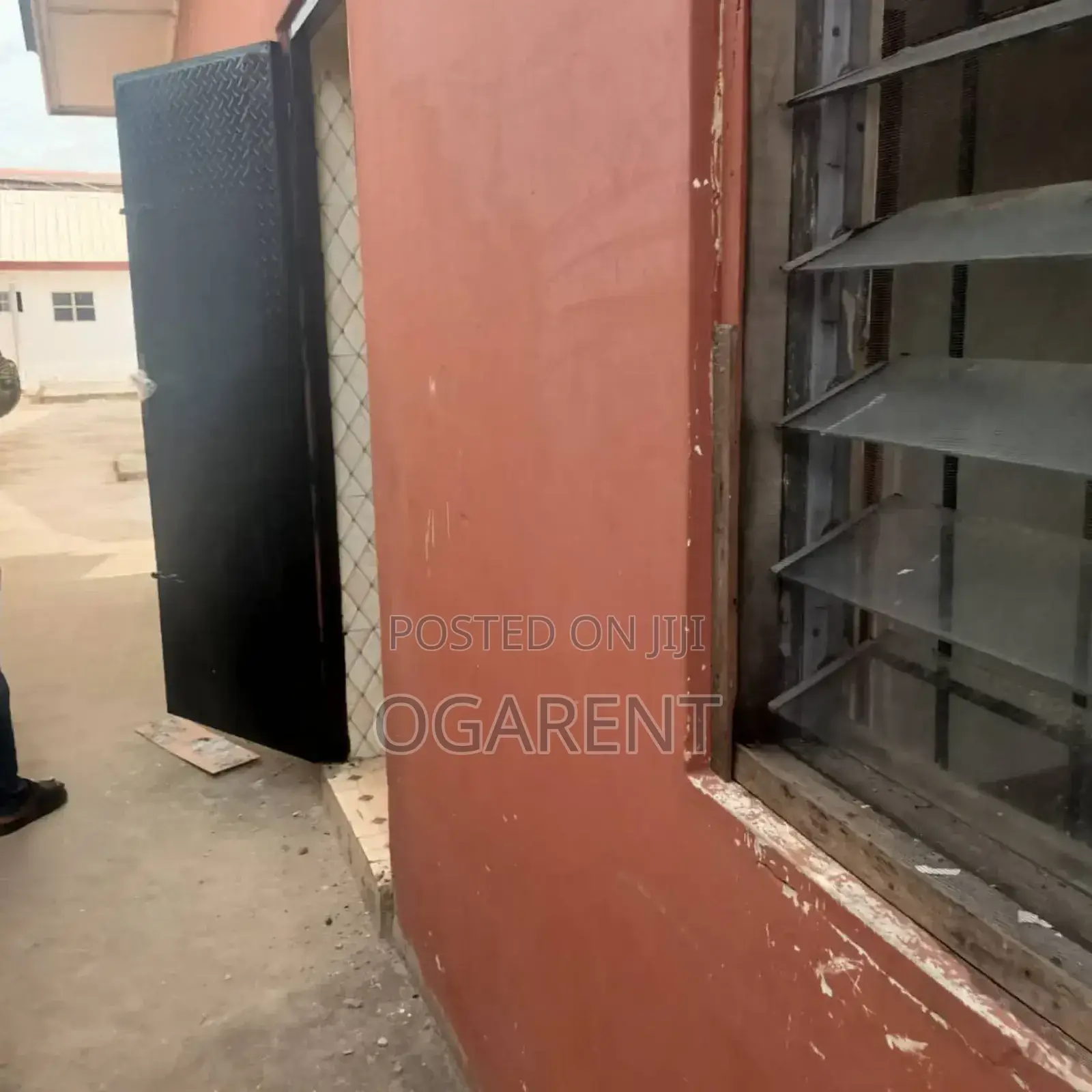 2bdrm Apartment in Etete Off Limit Road, Benin City for rent in Benin City