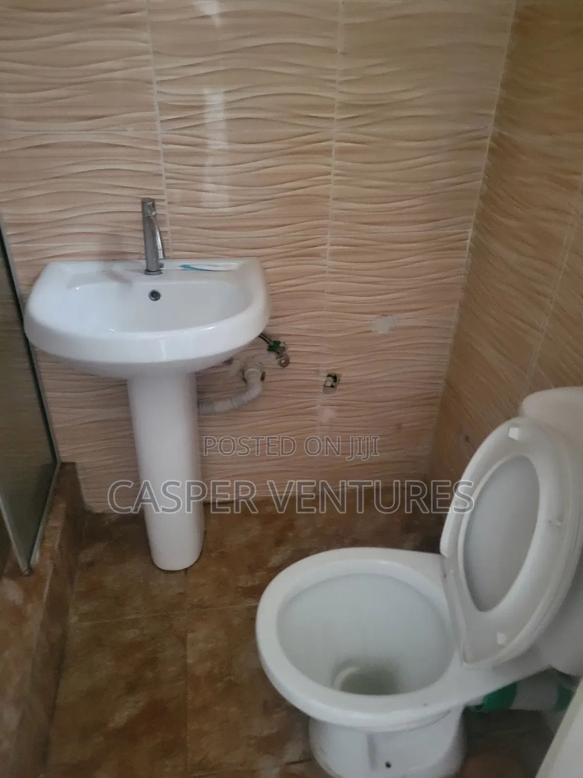 1bdrm Shared Apartment in Tulip Haven, Chevron for rent in Chevron