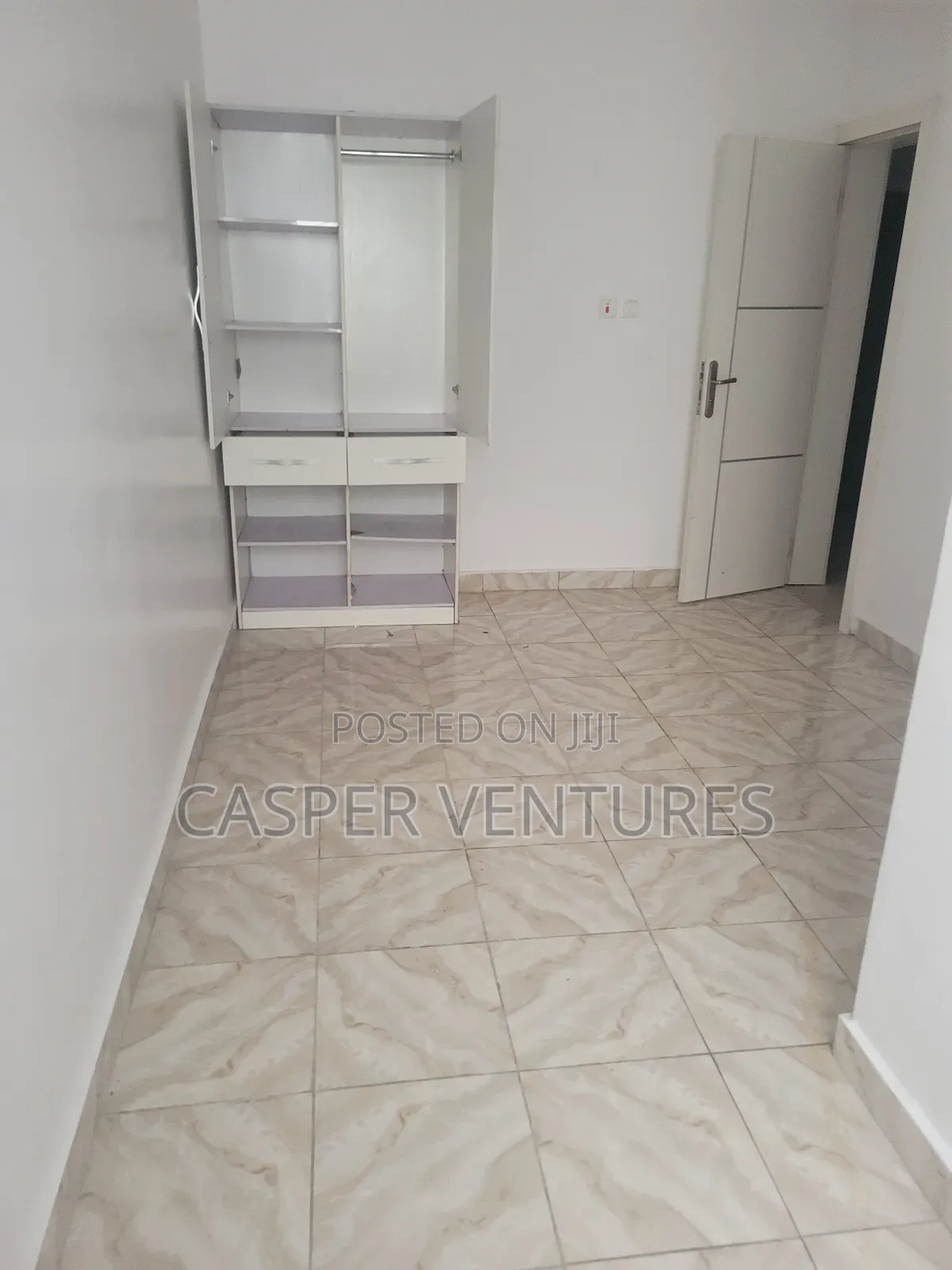 1bdrm Shared Apartment in Tulip Haven, Chevron for rent in Chevron